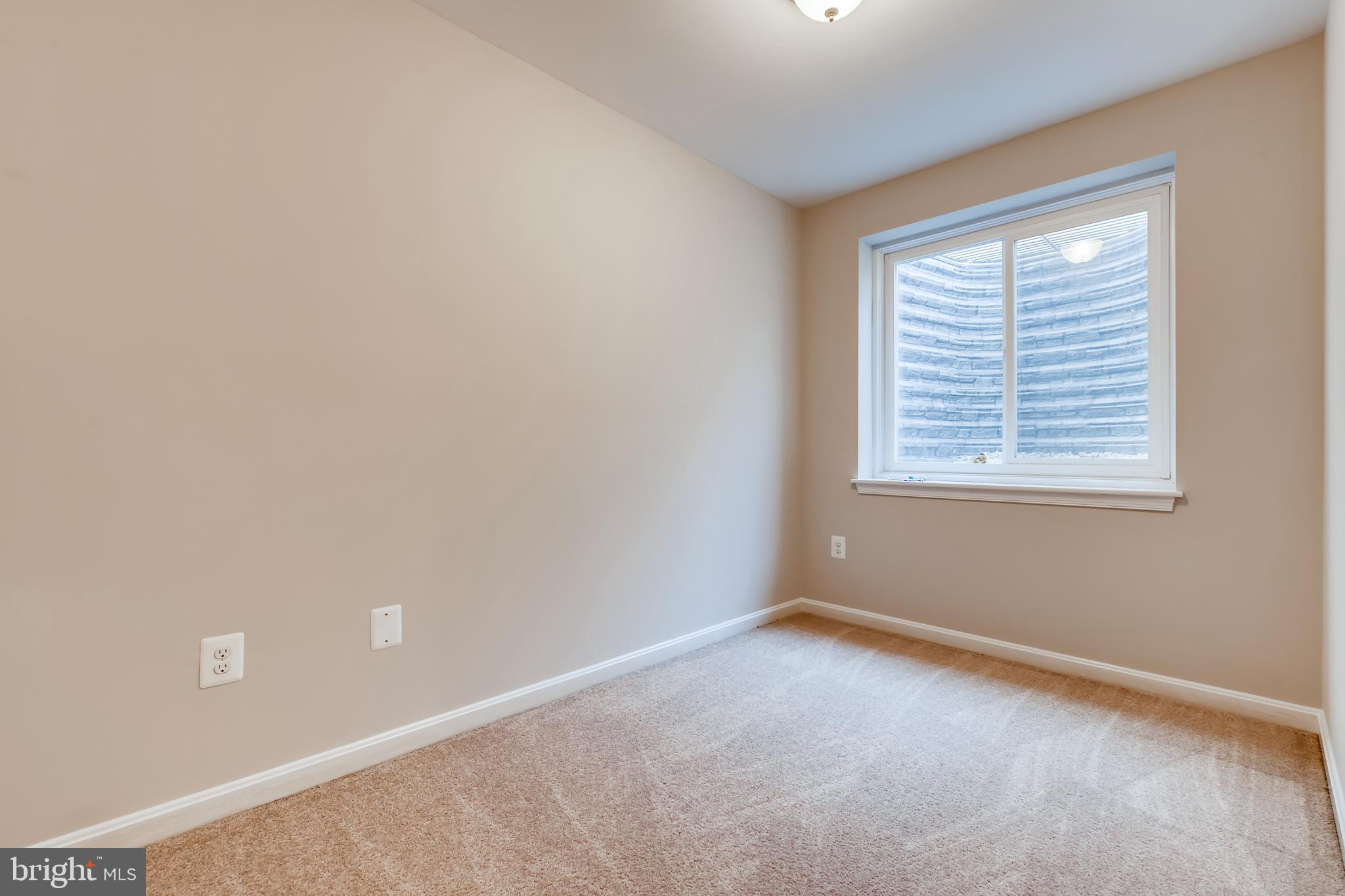1641 Renaissance Drive Baltimore, MD 21221 - Photo 21 of 27