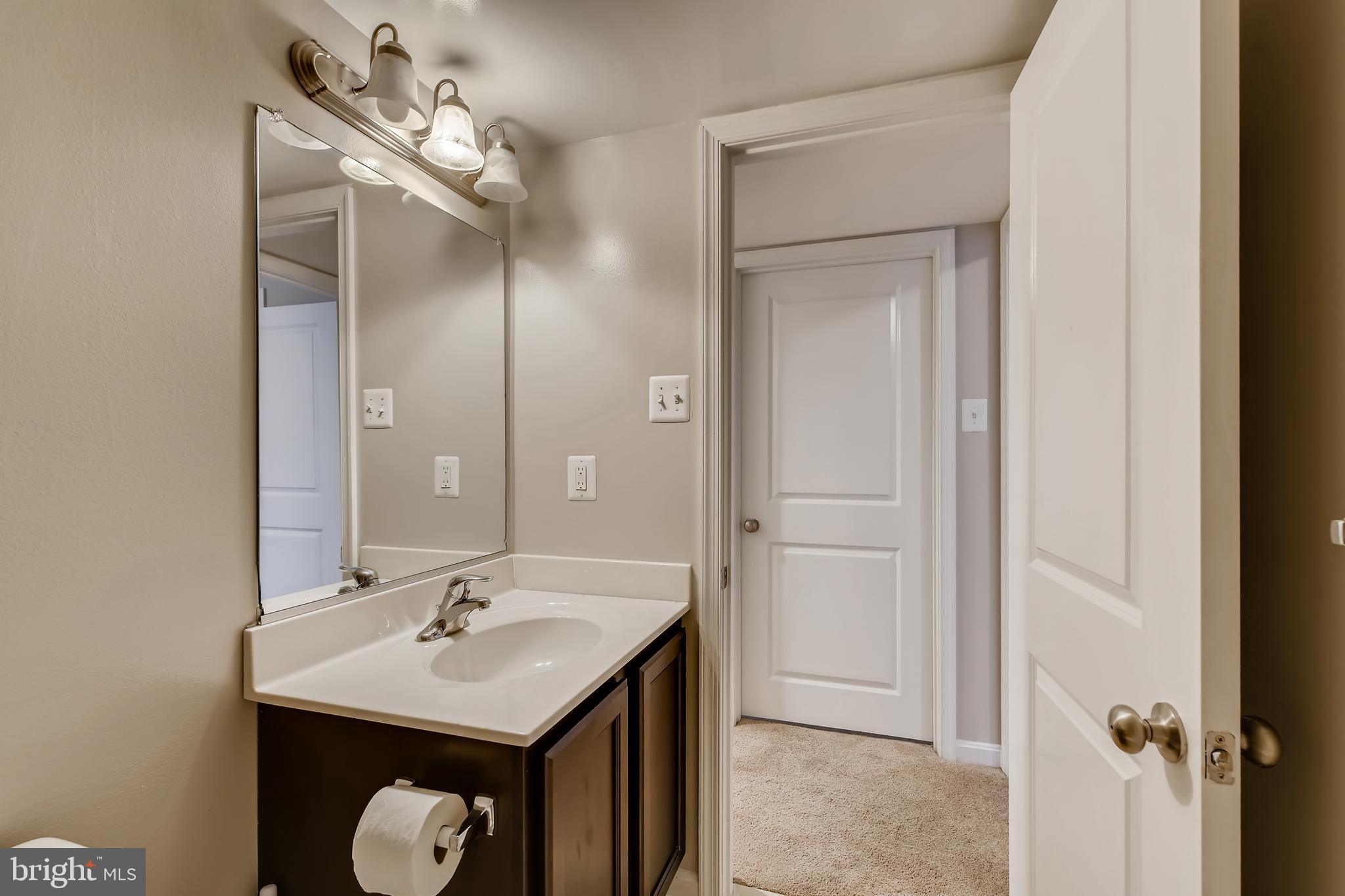 1641 Renaissance Drive Baltimore, MD 21221 - Photo 23 of 27