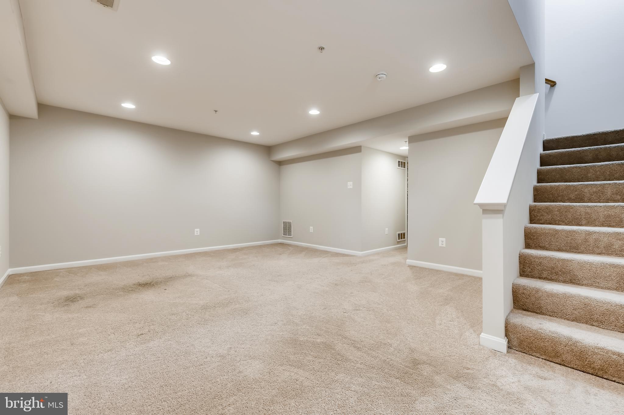 1641 Renaissance Drive Baltimore, MD 21221 - Photo 25 of 27