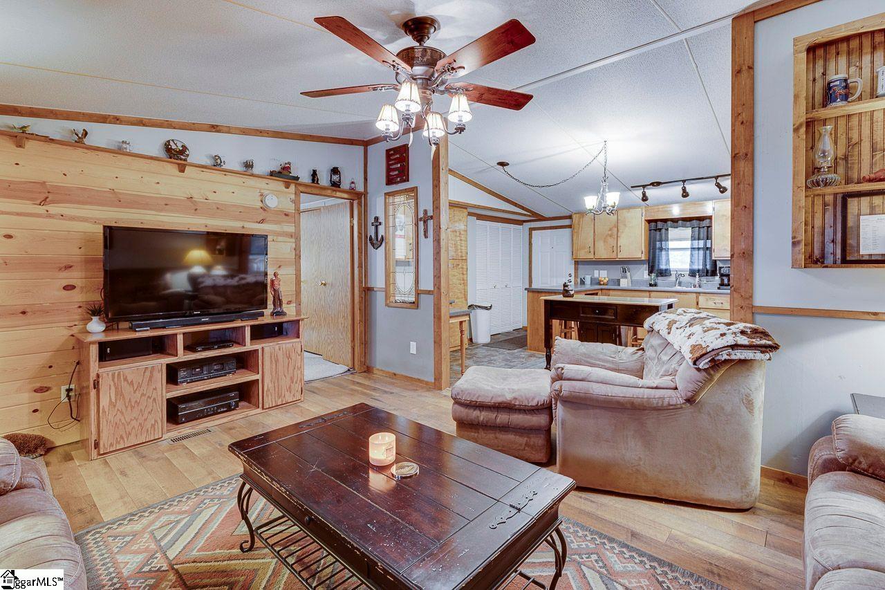 360 Harper Road Pendleton, SC 29670 - Photo 8 of 25