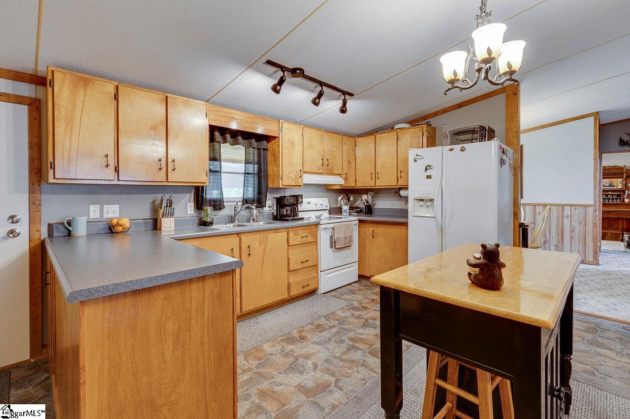 360 Harper Road Pendleton, SC 29670 - Photo 10 of 25