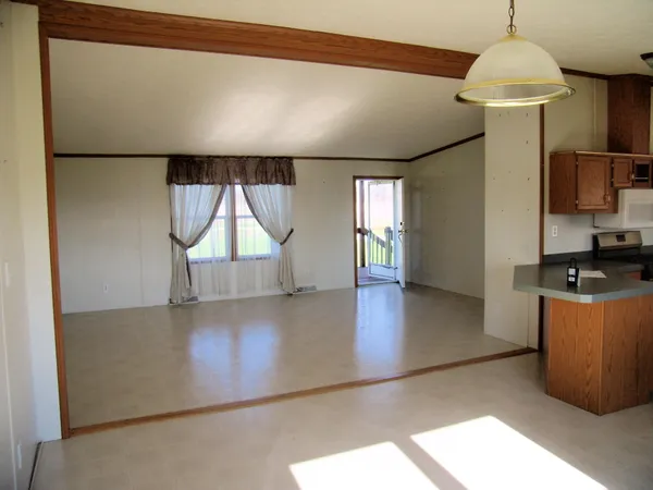 $420,000 | 7402 South 800 East, Hamilton, IN 46742