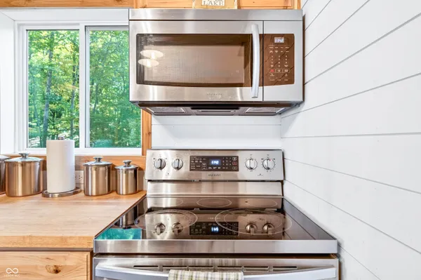 $635,000 | 7201 Birch Drive, Nineveh, IN 46164