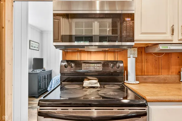 $635,000 | 7201 Birch Drive, Nineveh, IN 46164