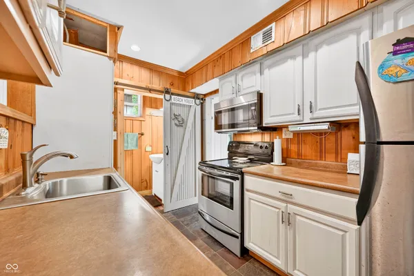 $635,000 | 7201 Birch Drive, Nineveh, IN 46164