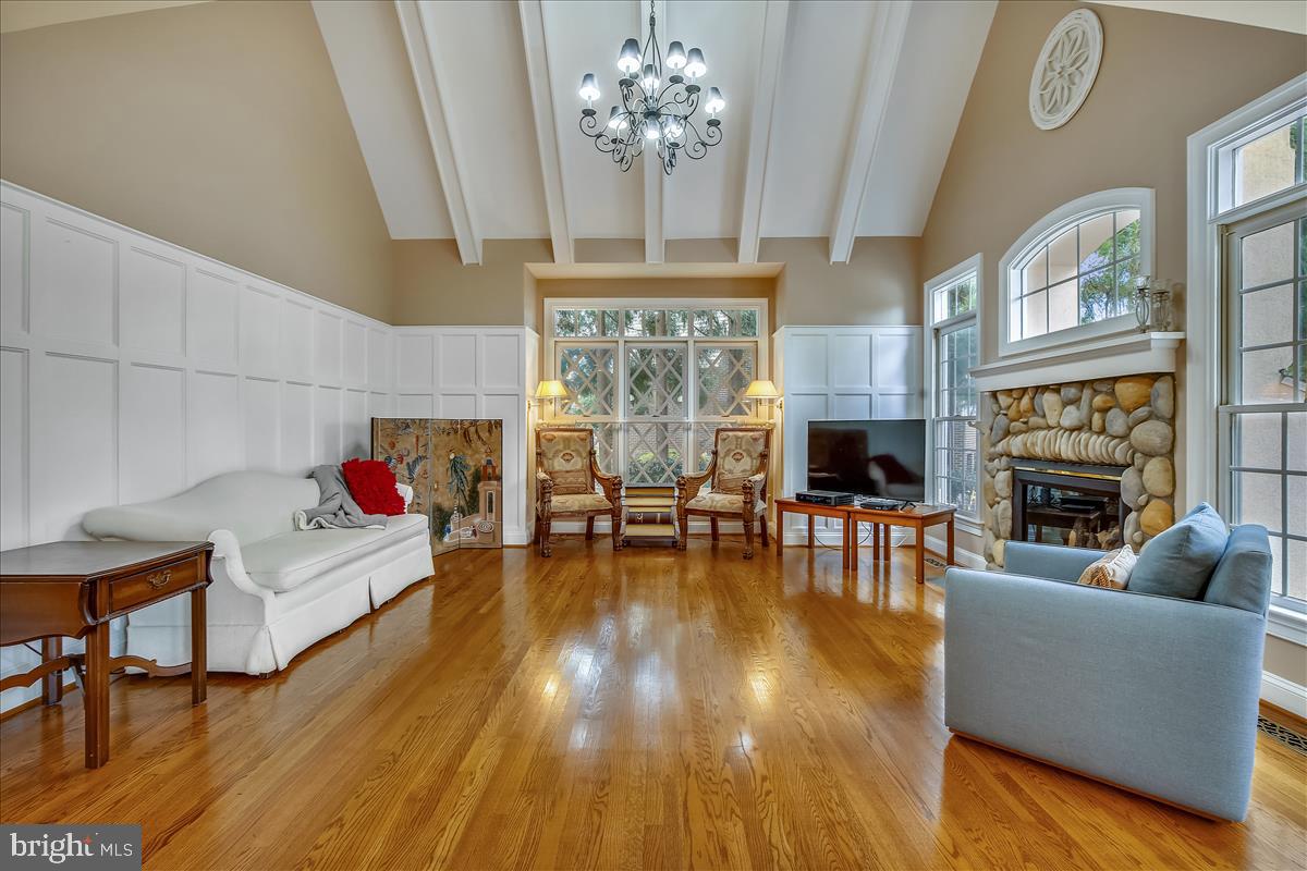 9002 Ridge Lane Vienna, VA 22182 - Photo 26 of 76 Family Room View 3