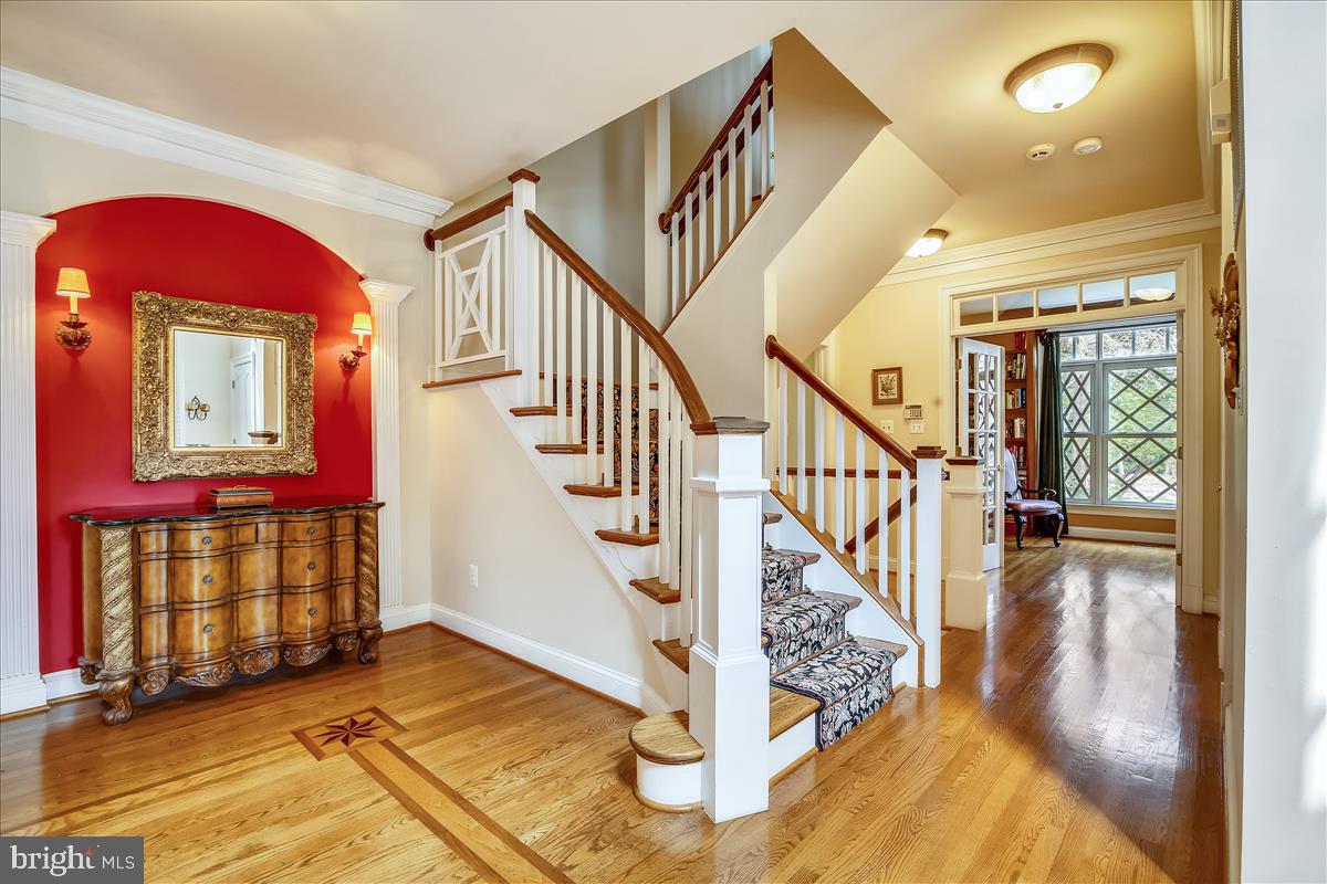 9002 Ridge Lane Vienna, VA 22182 - Photo 9 of 76 Foyer Overlooking Staircase & Library