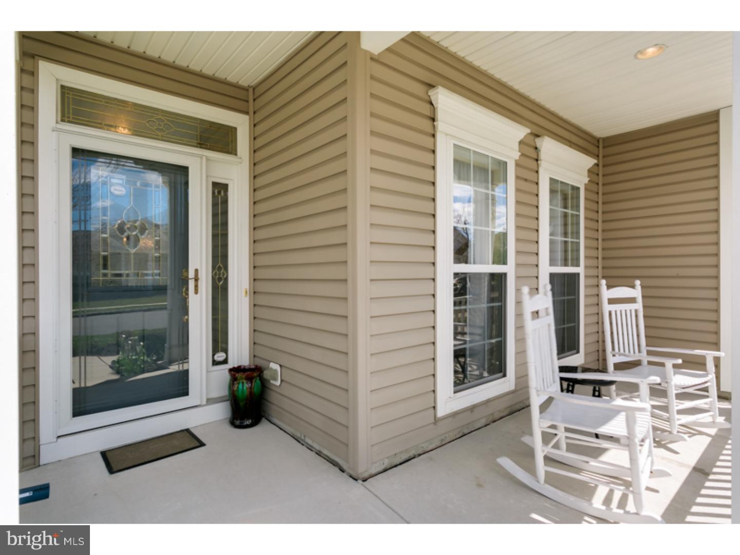 53 Shipps Way Delanco, NJ 08075 - Photo 3 of 25 Porch