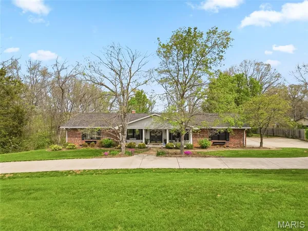 $419,900 | 127 White Oak Estates Drive, Troy, MO 63379