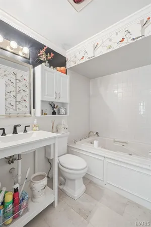 $419,900 | 127 White Oak Estates Drive, Troy, MO 63379