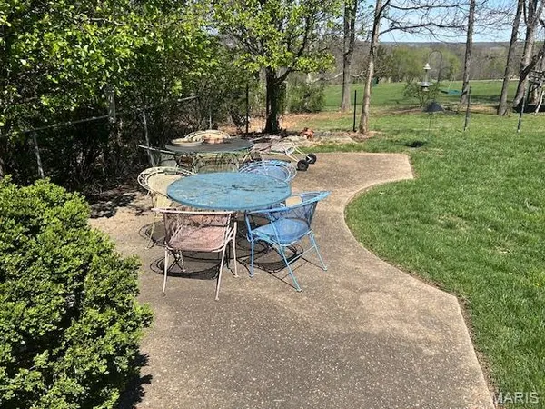 $419,900 | 127 White Oak Estates Drive, Troy, MO 63379