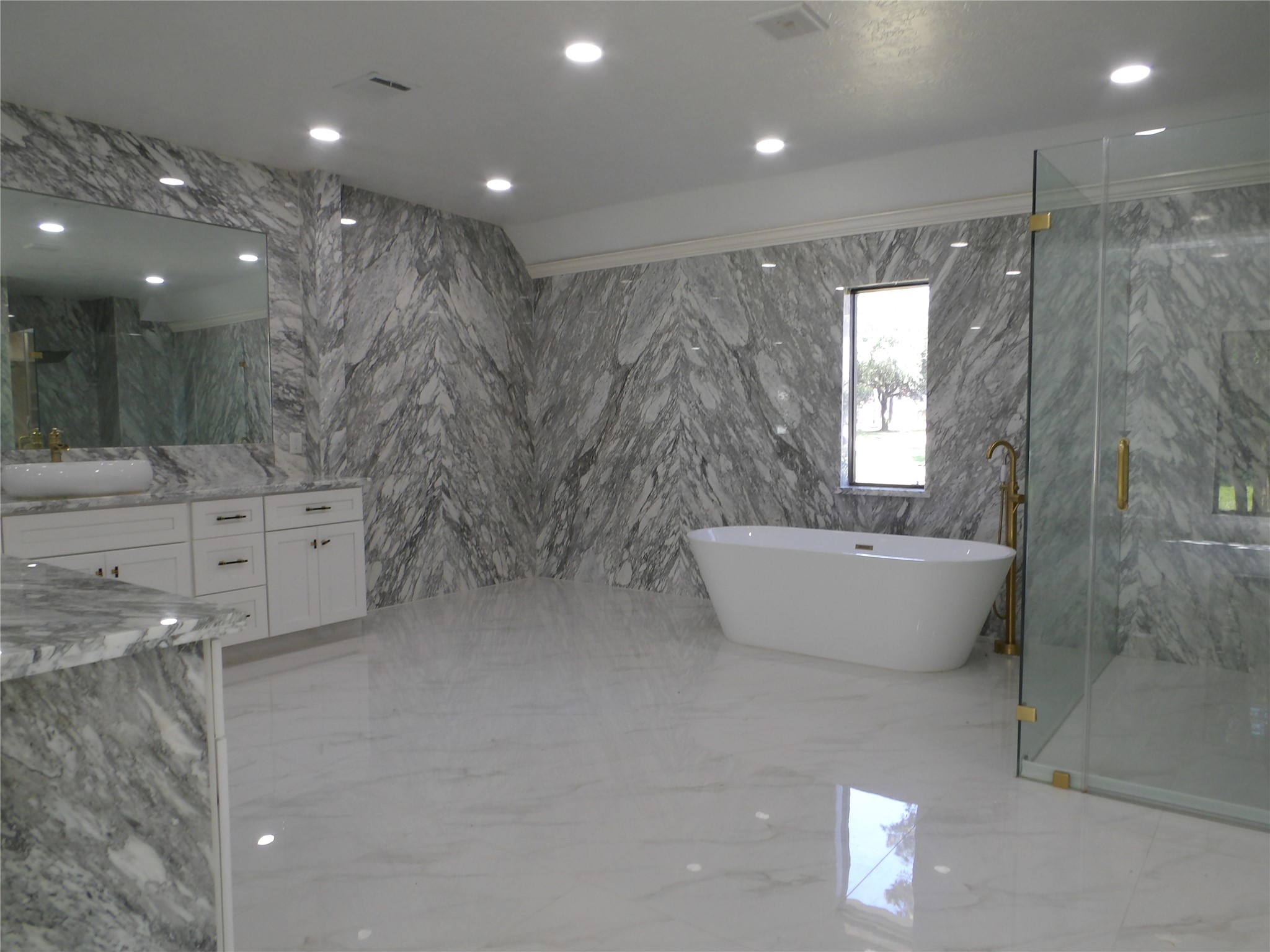 5623 Theall Road Houston, TX 77066 - Photo 12 of 20