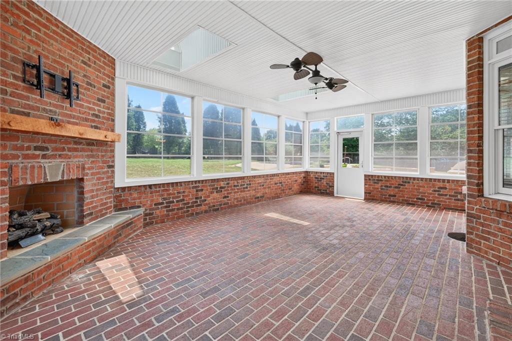 6096 Royster Road Greensboro, NC 27455 - Photo 44 of 50 All-Seasons Room