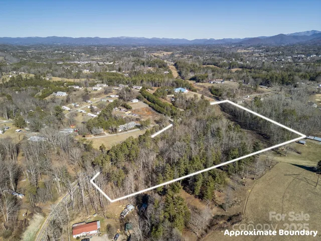 a view of city view and mountain view