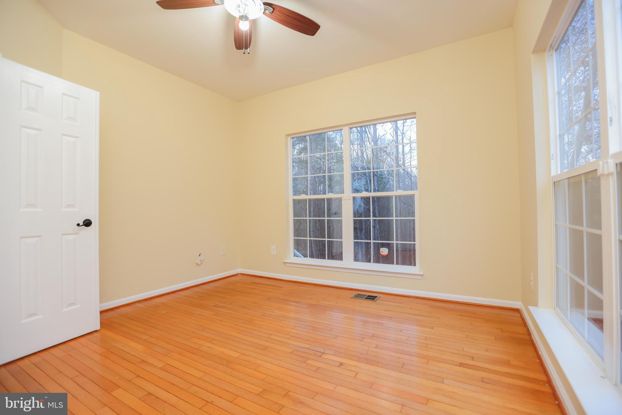 9906 Farm Pond Road Laurel, MD 20708 - Photo 12 of 58