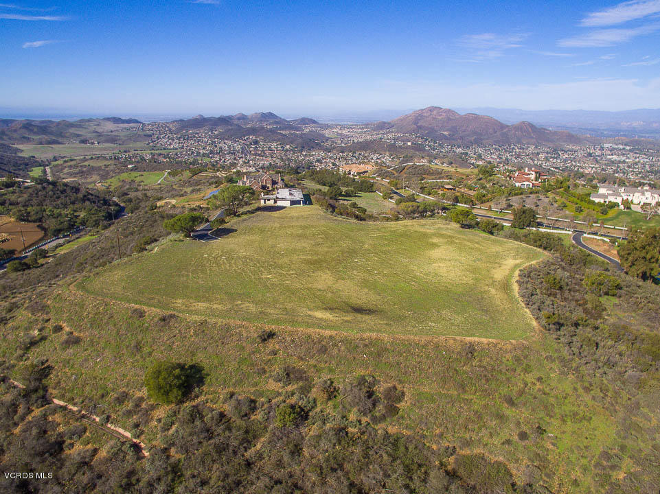 2551 White Stallion Road Thousand Oaks, CA 91361 - Photo 16 of 41 a view of an ocean