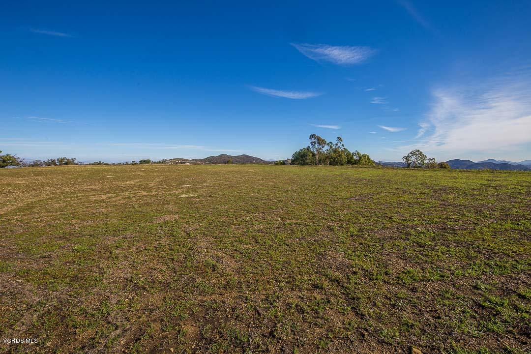 2551 White Stallion Road Thousand Oaks, CA 91361 - Photo 30 of 41 a view of an ocean