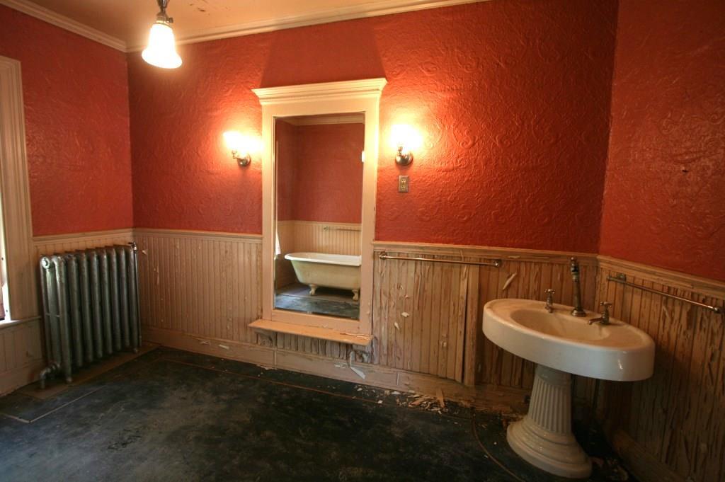 89 3rd Street Bangor, ME 04401 - Photo 23 of 33 Photo