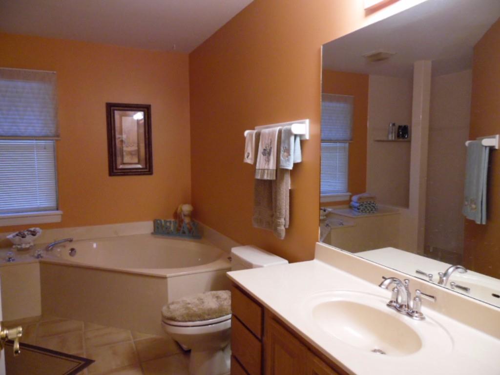 566 Date Palm Road Vero Beach, FL 32963 - Photo 13 of 18 Gallery Image 13