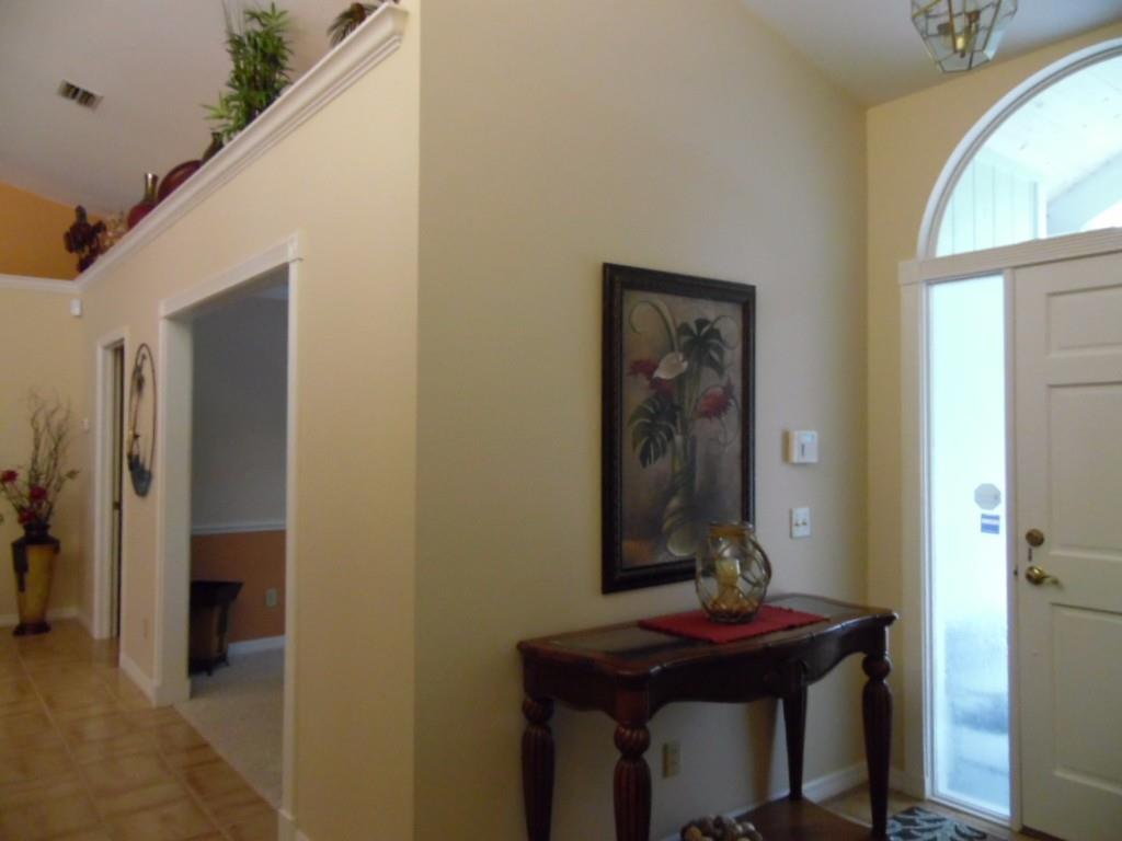 566 Date Palm Road Vero Beach, FL 32963 - Photo 7 of 18 Gallery Image 7