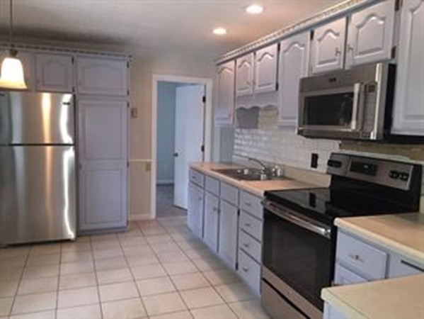 77 Kendall Pond Road East Gardner, MA 01440 - Photo 4 of 18 Gallery Image 4