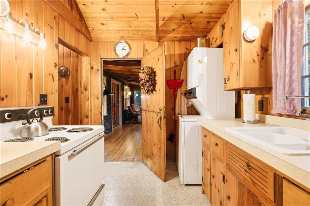 170 Fox Hill Road Meyersdale, PA 15552 - Photo 16 of 43 a view of a kitchen cabinets and a sink
