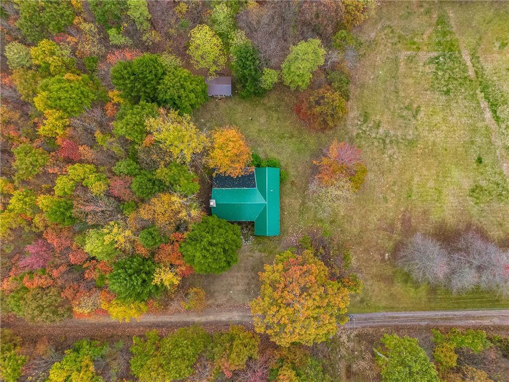 170 Fox Hill Road Meyersdale, PA 15552 - Photo 27 of 43 a view of a garden with plants and large trees