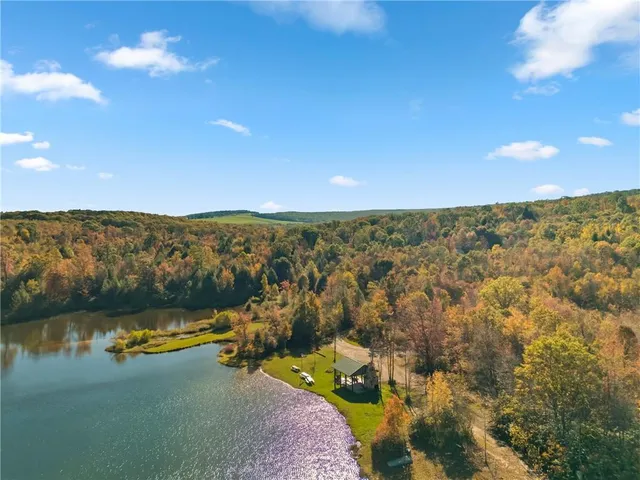 $170,000 | 170 Fox Hill Road, Meyersdale, PA 15552