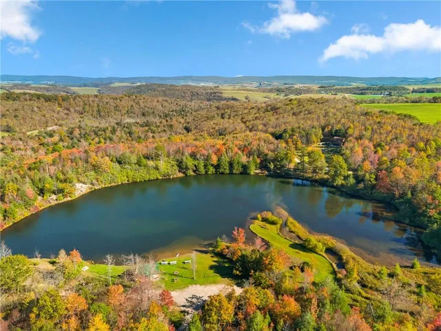 $170,000 | 170 Fox Hill Road, Meyersdale, PA 15552