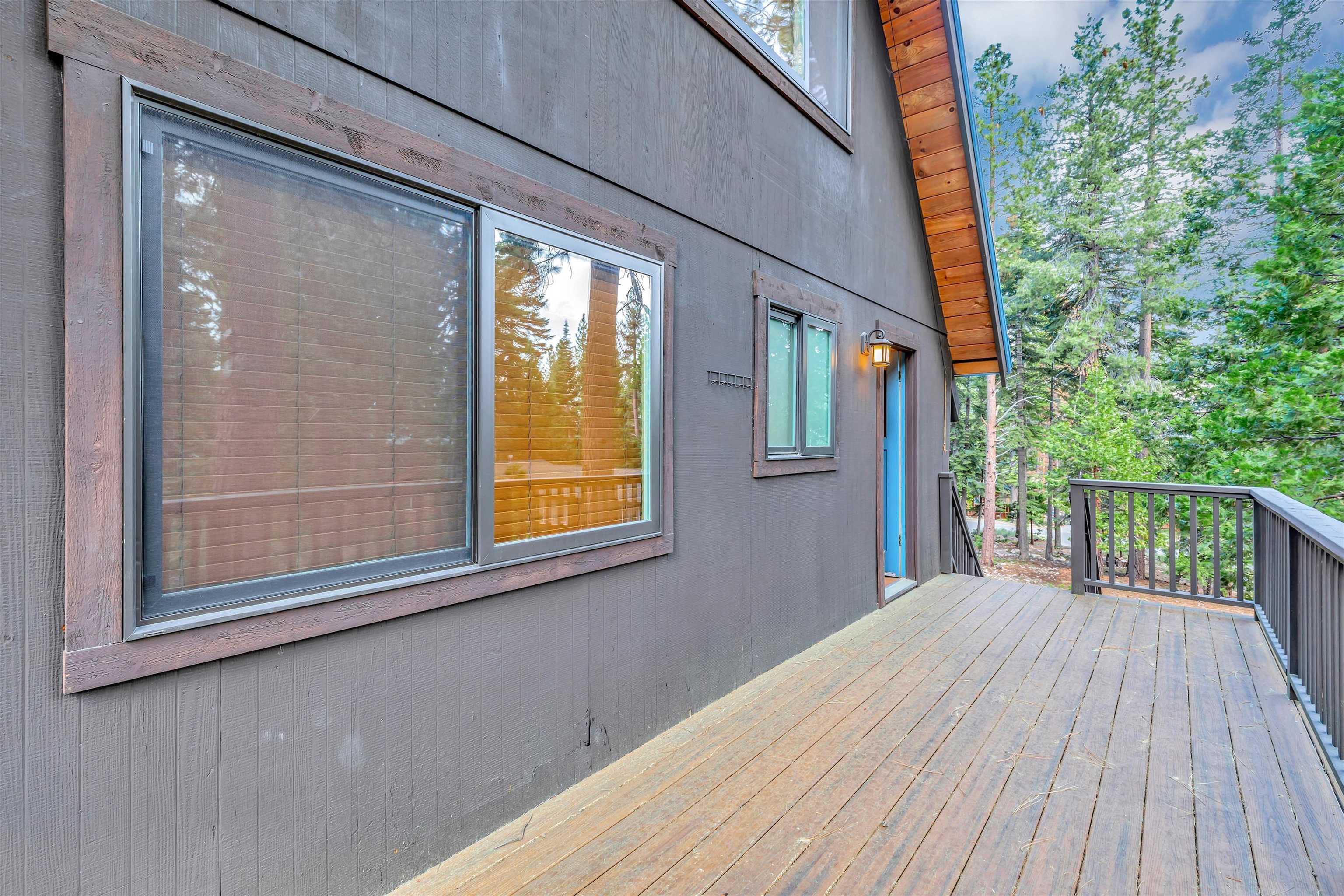 505 Granite Road Carnelian Bay, CA 96140 - Photo 18 of 20 a view of backyard with green space