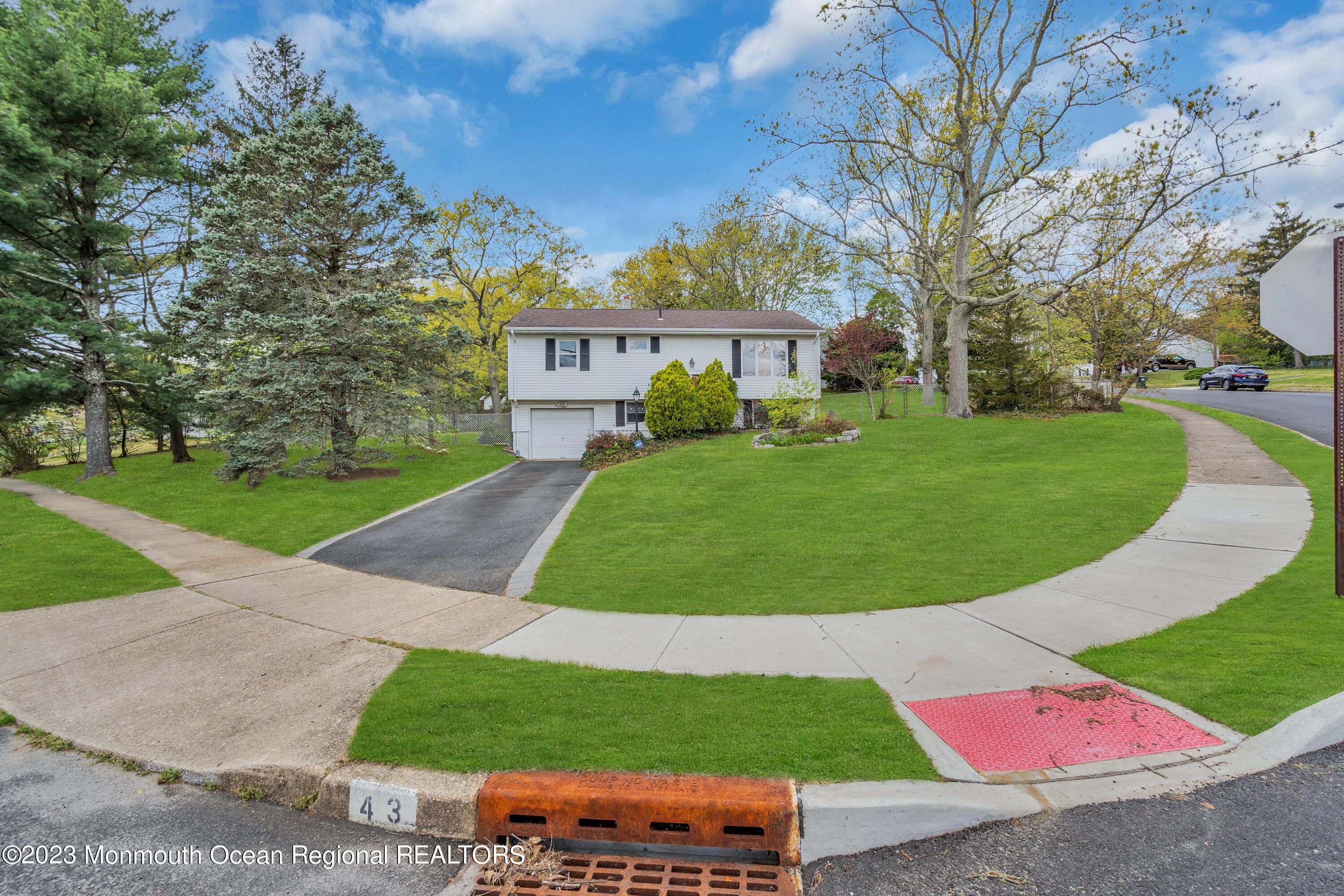 43 Salem Hill Road Howell, NJ 07731 - Photo 2 of 23 Front Street View