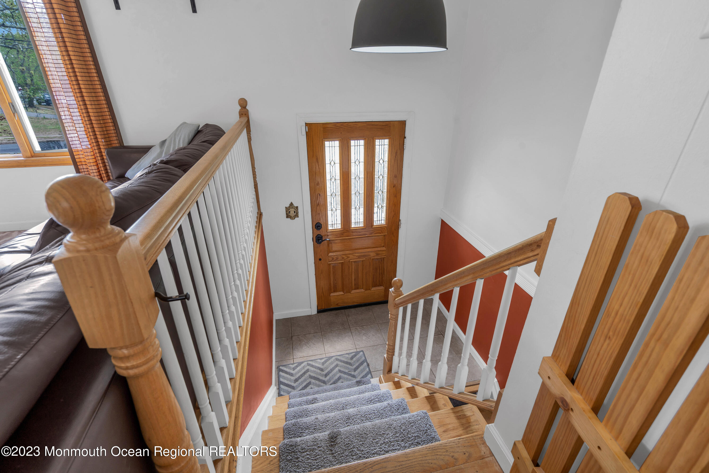 43 Salem Hill Road Howell, NJ 07731 - Photo 4 of 23 Entrance Inside