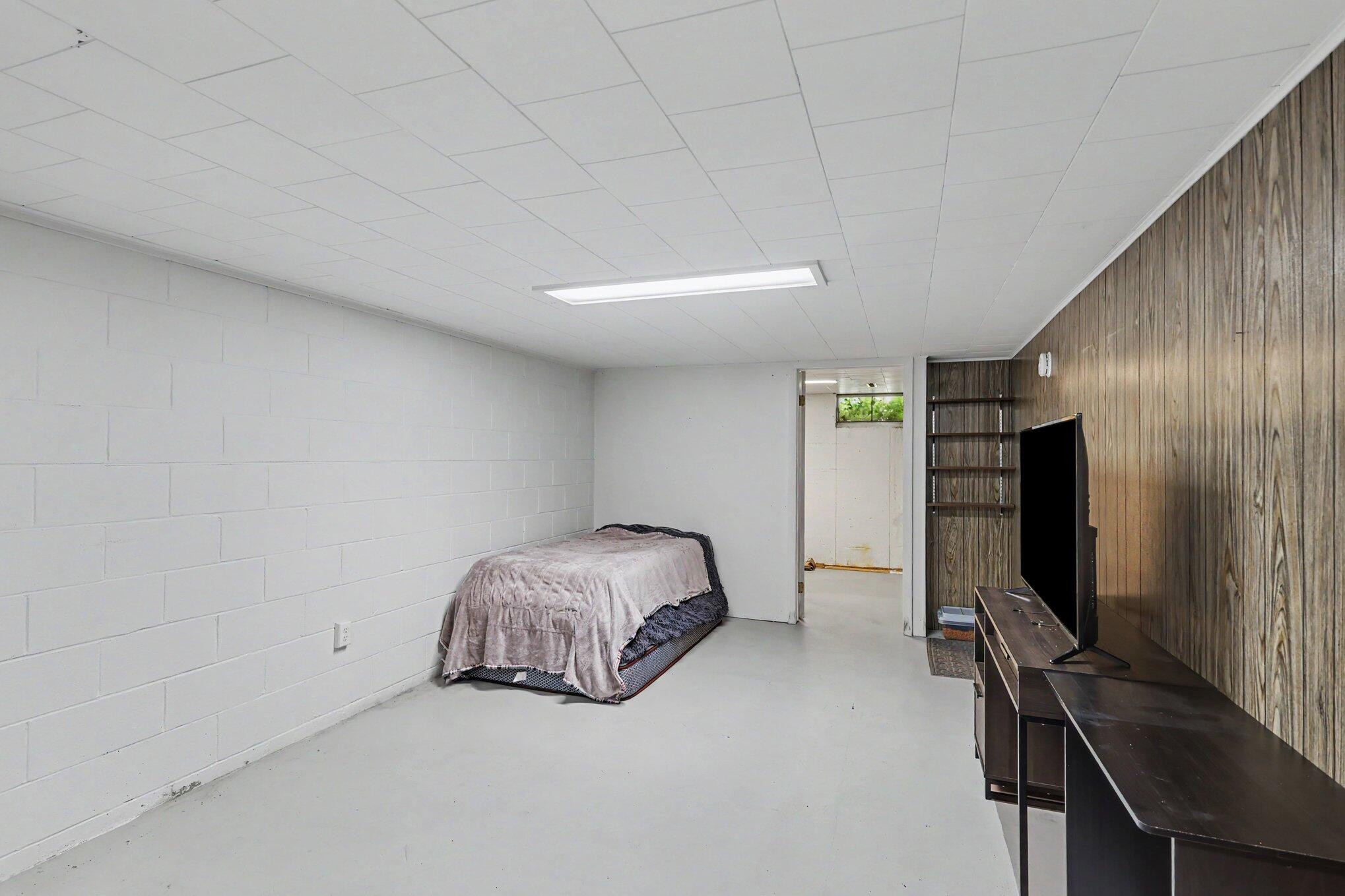 3604 Clinton Way Jackson, MI 49201 - Photo 20 of 30 016_file_5454