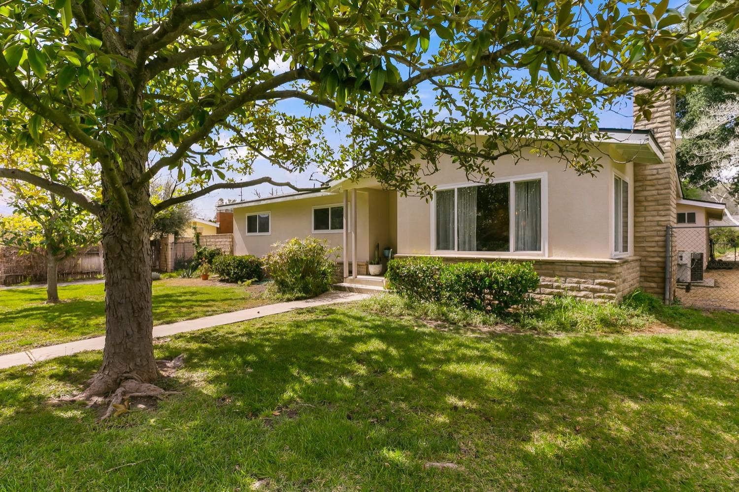 1005 Daly Road Ojai, CA 93023 - Photo 2 of 50 Gallery Image 2