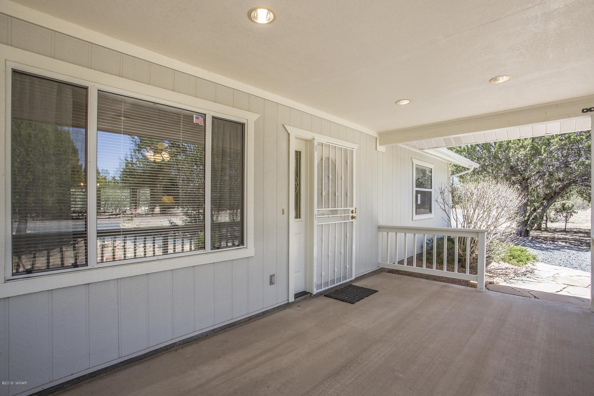 2275 Sunrise Road, Unit 362 Overgaard, AZ 85933 - Photo 3 of 33