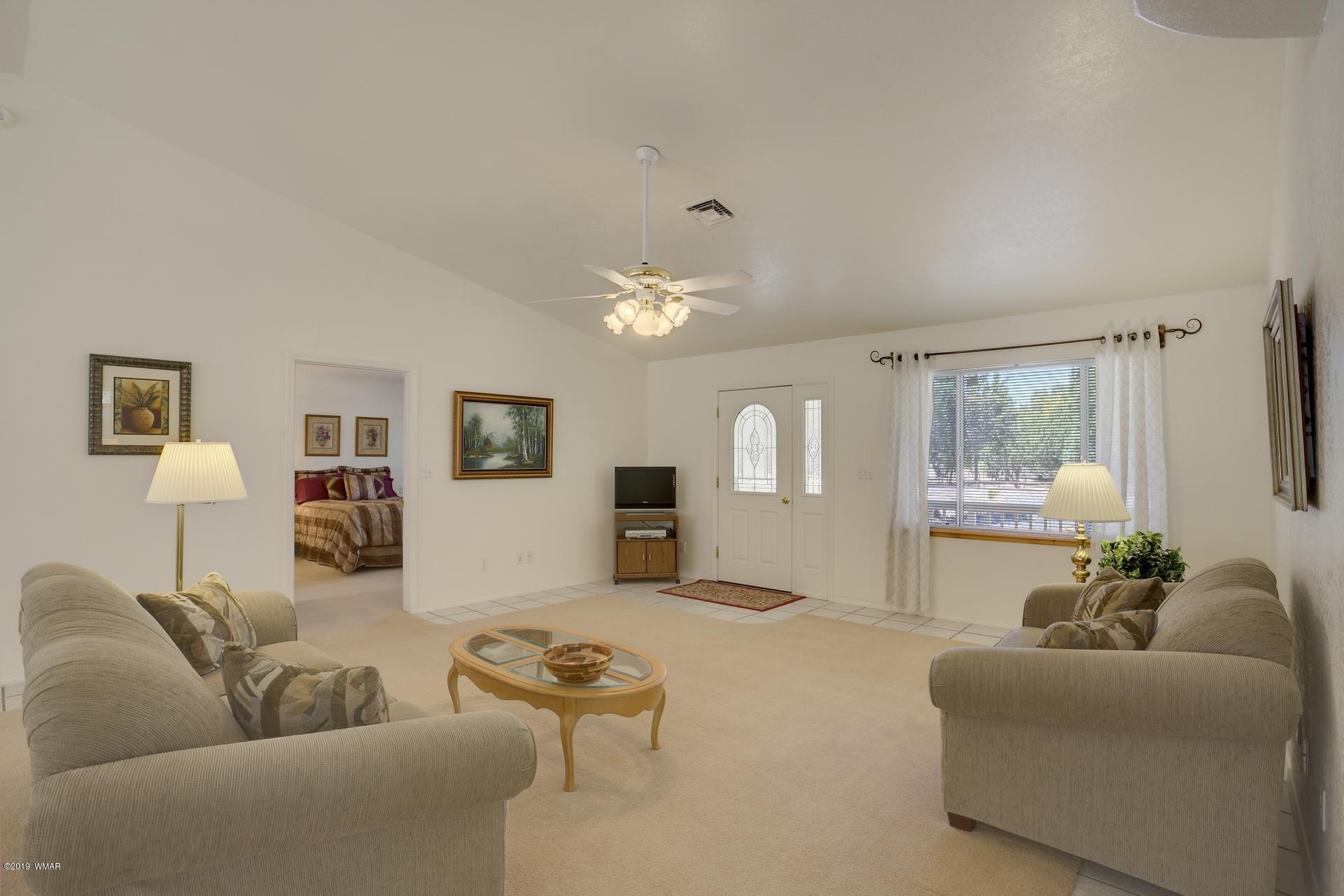 2275 Sunrise Road, Unit 362 Overgaard, AZ 85933 - Photo 6 of 33