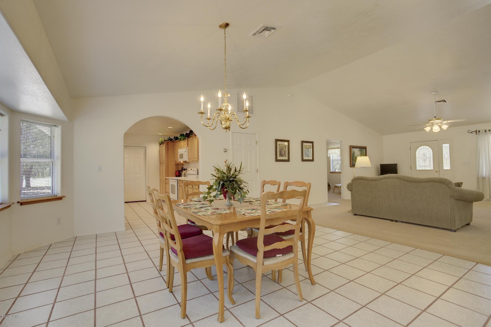 2275 Sunrise Road, Unit 362 Overgaard, AZ 85933 - Photo 9 of 33