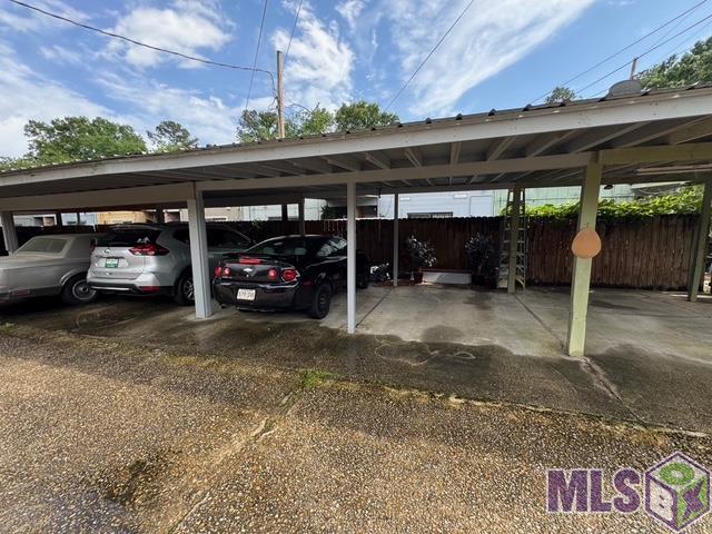 10219 Cashel Avenue, Unit 2 Baton Rouge, LA 70815 - Photo 19 of 21 Parking