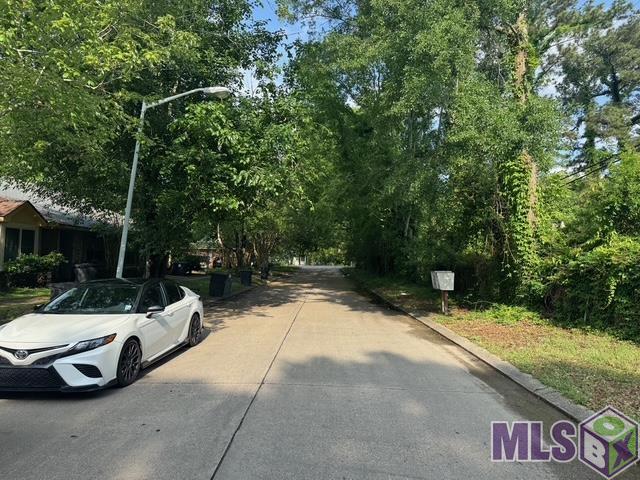 10219 Cashel Avenue, Unit 2 Baton Rouge, LA 70815 - Photo 20 of 21 Looking toward Sharp Rd.