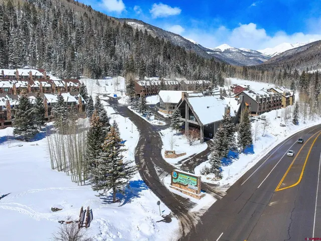 $440,900 | 50827 North 550th Highway, Unit 329, Durango, CO 81301