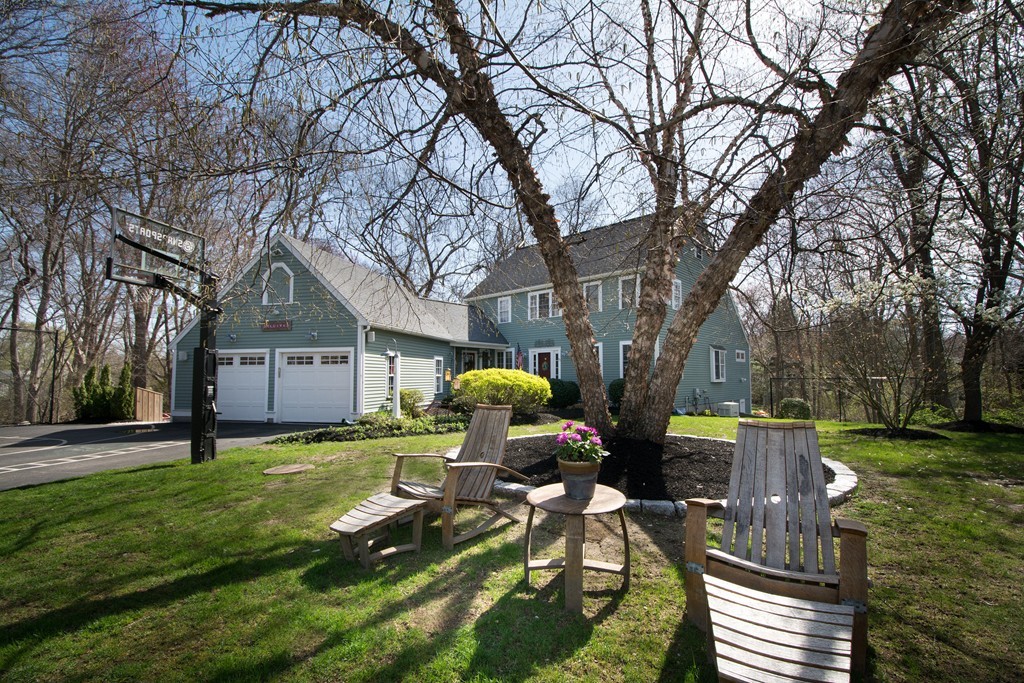 93 Pratt Road Scituate, MA 02066 - Photo 2 of 25 Gallery Image 2