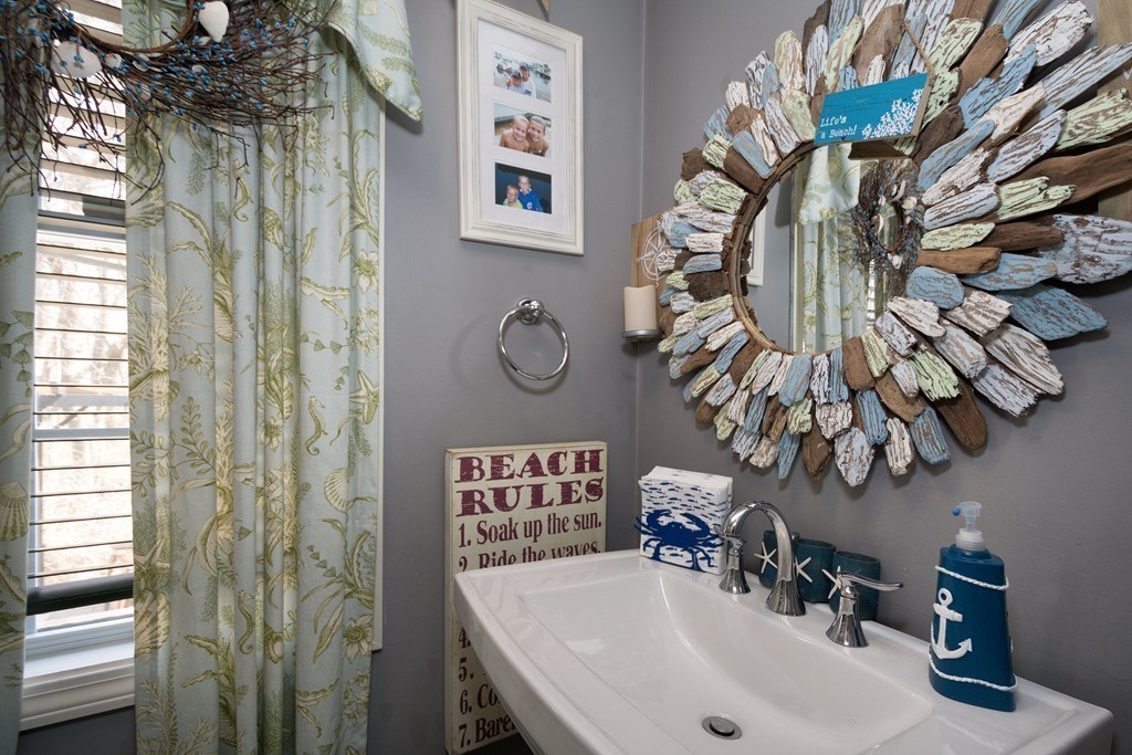 93 Pratt Road Scituate, MA 02066 - Photo 5 of 25 Gallery Image 5