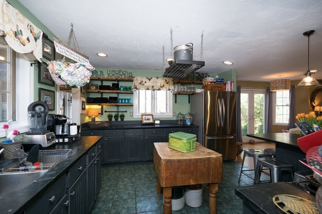 93 Pratt Road Scituate, MA 02066 - Photo 7 of 25 Gallery Image 7