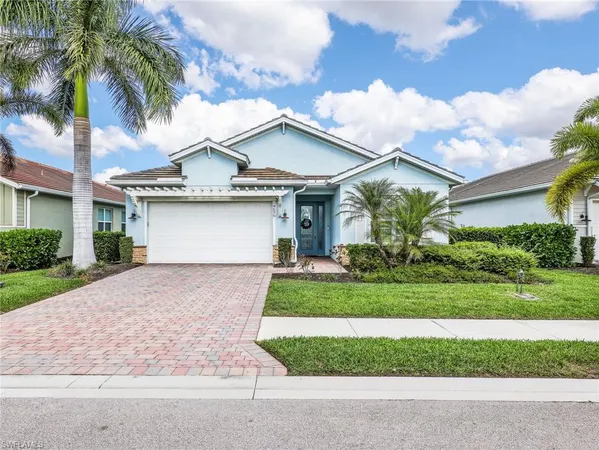 $975,000 | 14696 Stillwater Way, Naples, FL 34114