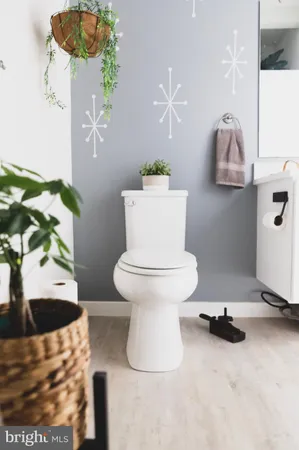 $1,400 | 4537 Wayne Avenue, Unit A, Philadelphia, PA 19144