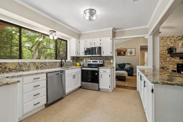 $410,000 | 5521 Monte Carlo Street, Corsicana, TX 75110