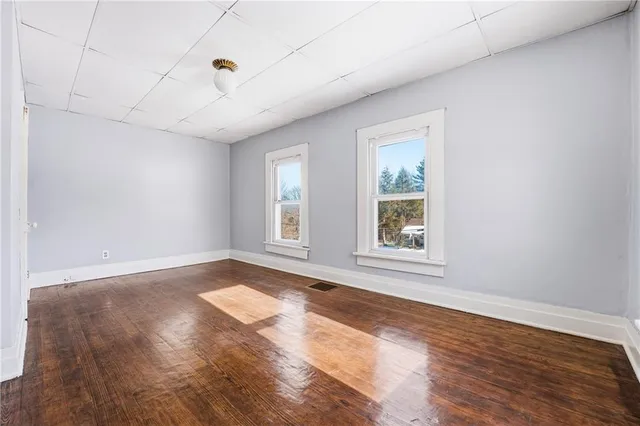 $179,900 | 441 North Pitt Street, Mercer, PA 16137