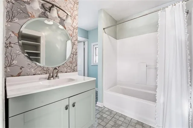 $179,900 | 441 North Pitt Street, Mercer, PA 16137