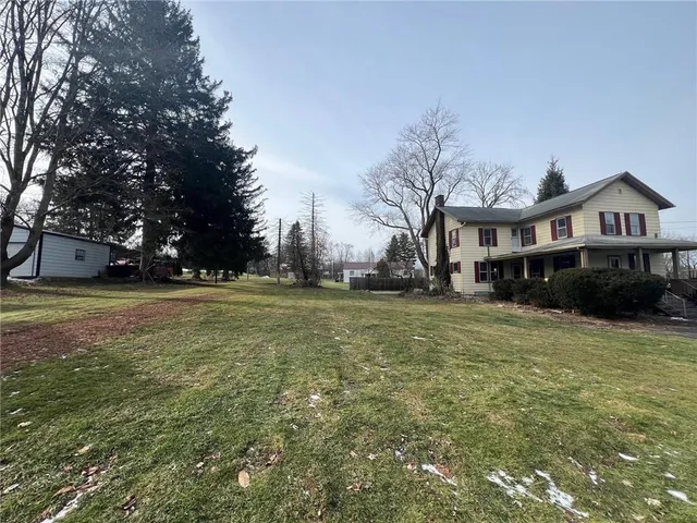 $179,900 | 441 North Pitt Street, Mercer, PA 16137
