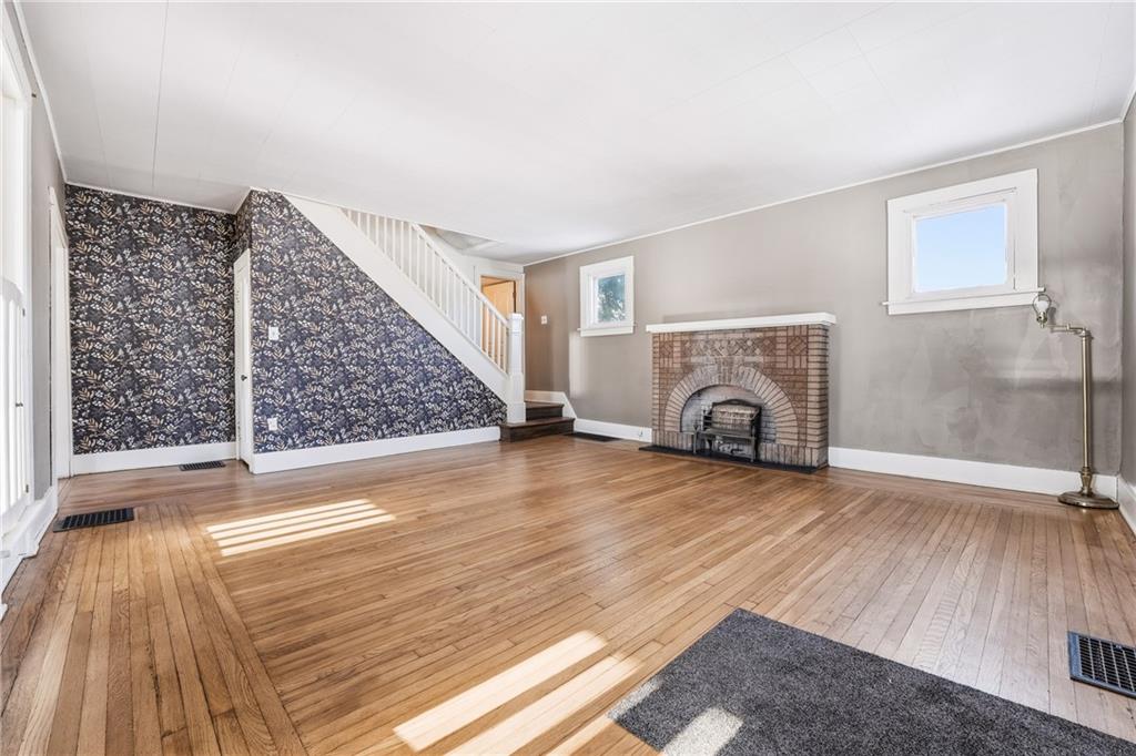 441 North Pitt Street Mercer, PA 16137 - Photo 3 of 30